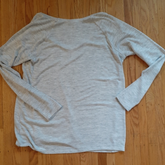 Sweater - Picture 6 of 7